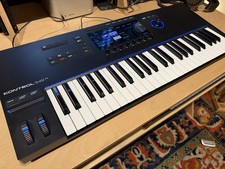 Native Instruments Komplete Kontrol S49 MK3 w...