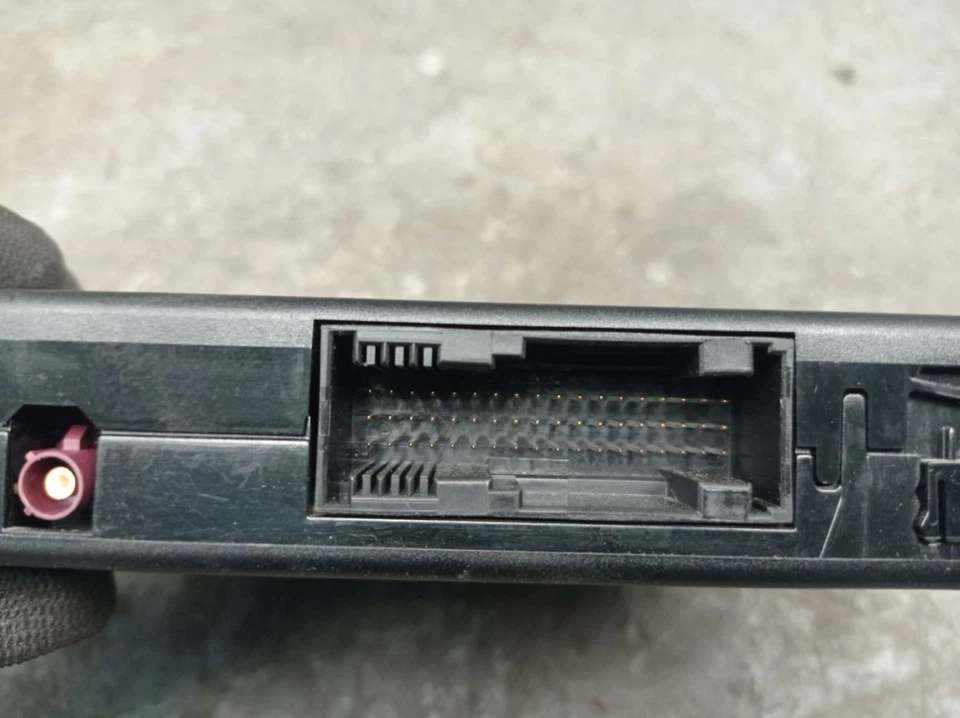 Centralina Bluetooth Per SKODA OCTAVIA II COMBI (1Z5) 1.2 TSI 3C8035730C - Immagine 4 di 4