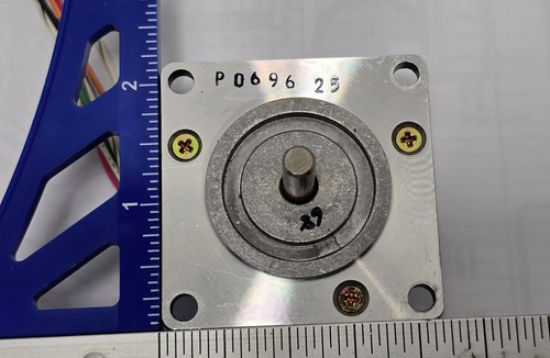 SUPERIOR ELECTRIC STEPPER MOTOR TYPE M061-LE-529. 1.25DC. 3.8AMPS. ST/REV 200RPM - Picture 2 of 17