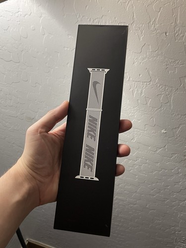 Apple Watch Nike Summit White Sport Loop Band 42 44 45 46mm / NIB (2021)