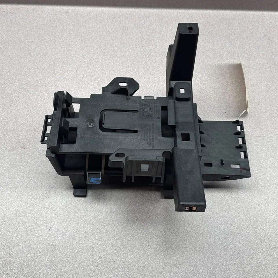 2019-2024 CHEVROLET BLAZER BCM BODY COMPUTER CONTROL MODULE MOUNT BRACKET OEM - Image 4 of 4