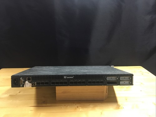 QLOGIC SANbox SB5200- 20A R - 16-Port Fibre Channel Network Switch "A" - Picture 6 of 12