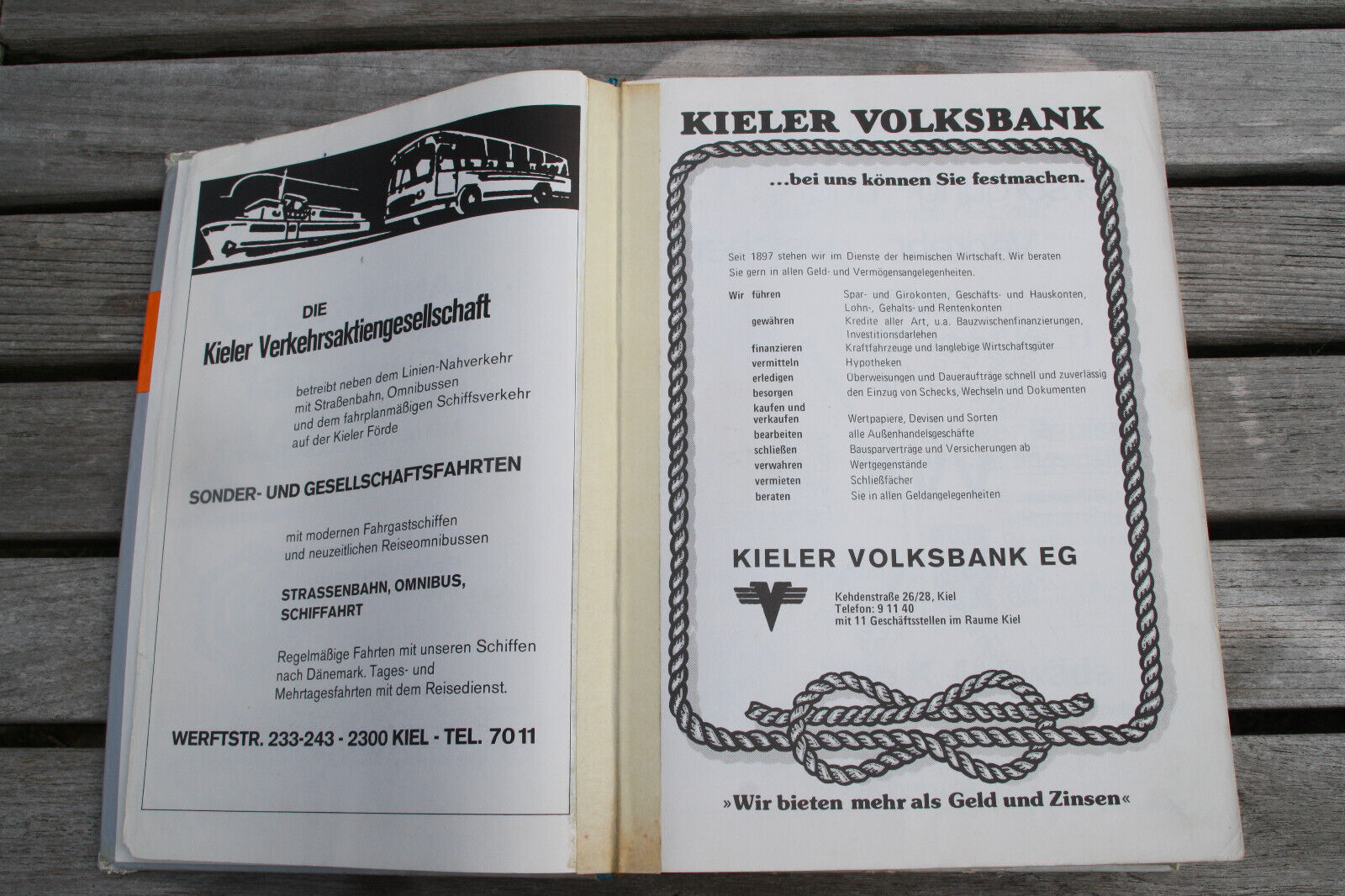 Bild 2 von 10