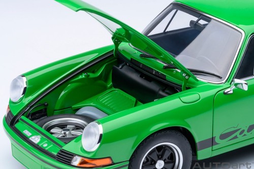 AUTOart PORSCHE 911 CARRERA 2.7 RS 1/18 VIPER GREEN with BLACK STRIPES 78034 - Picture 4 of 7