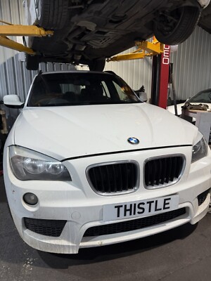 BREAKING BMW X1 E84 M Sport X1 18d XDrive 2011 Handschaltung Alpinweiß 300 