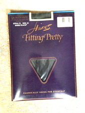 Hanes Fitting Pretty 1X Barely Black Day Sheer Control Top Pantyhose  771 NWT