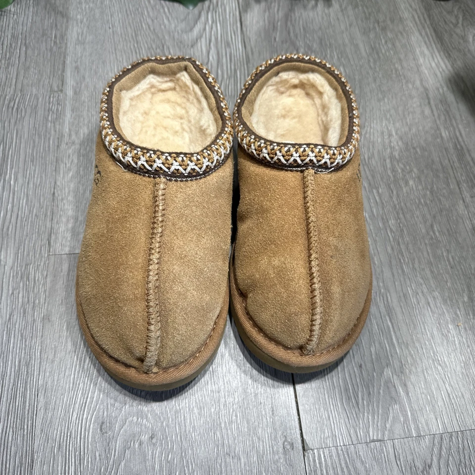 Ugg Slippers Kids 1 Black Suede Braided Collar Cozy Warm Lined Tasman Slip On - Image 2 of 4