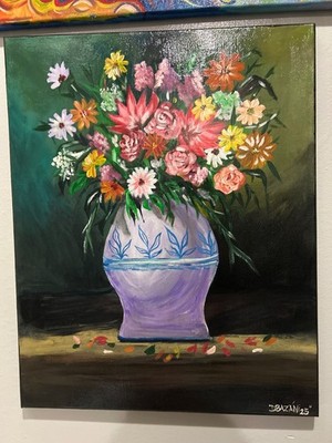 Original, authentic, full of color paintings from scratch and with passion. 