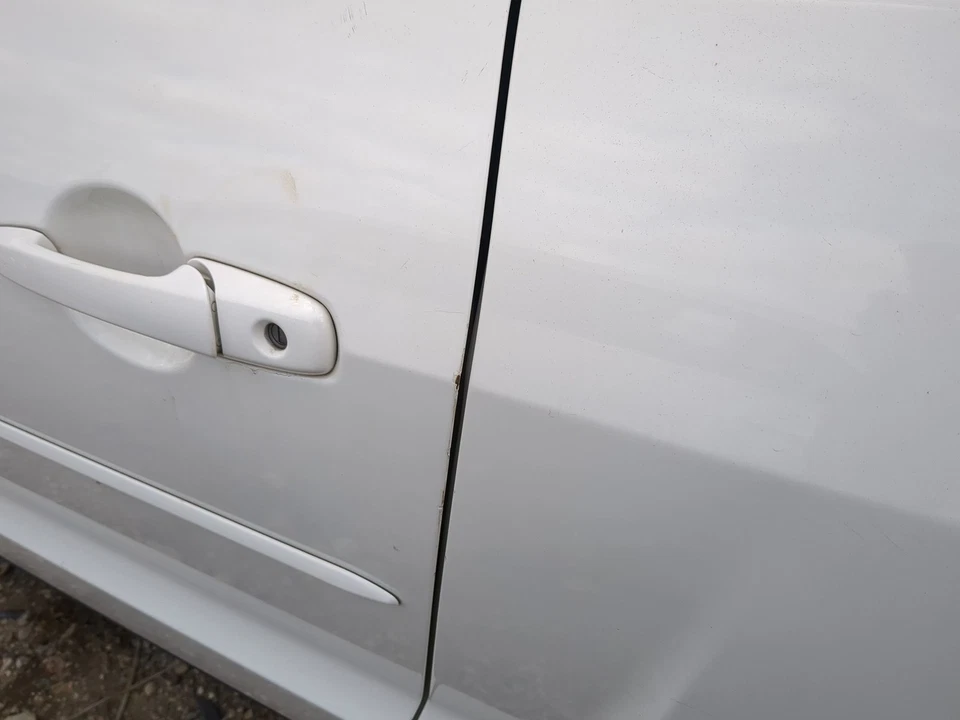2005-2009 Ford Mustang Driver Front Door Oem CX9PC Foto 2 de 2
