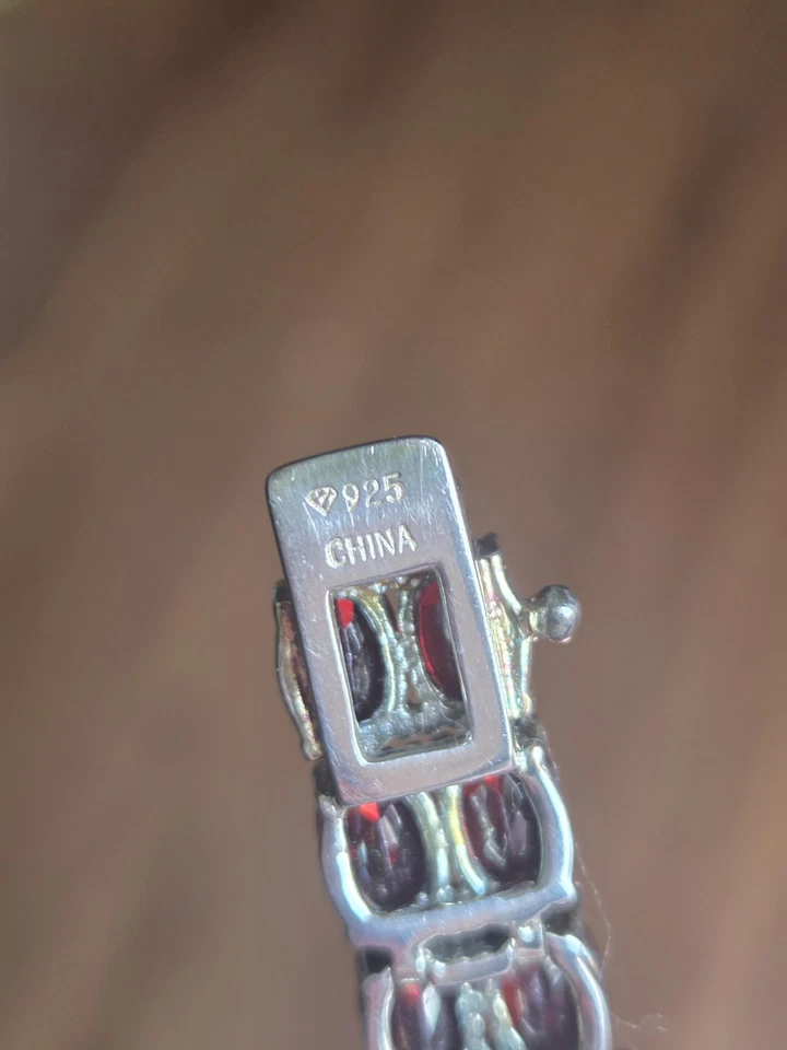 Pulsera ovalada de dos hilos de plata de ley 925 y granate con diseño de marqués nueva sin etiquetas Foto 2 de 4