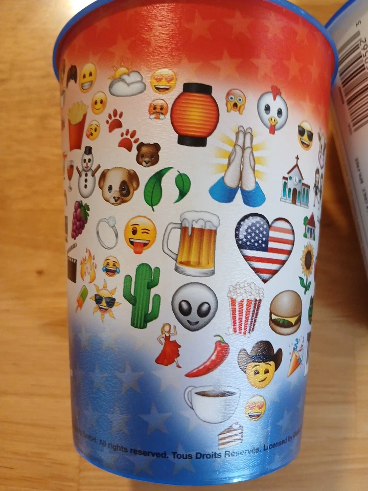 Emoji Plastic Cups Funny Faces Party Authentic Drinkware Gift Set 4 Sturdy NOS - Image 3 of 4
