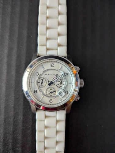 Orologio Cronografo Michael Kors Unisex MK8108 Cinturino Silicone Bianco Opaco Collegato