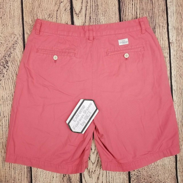 vineyard vine golf shorts