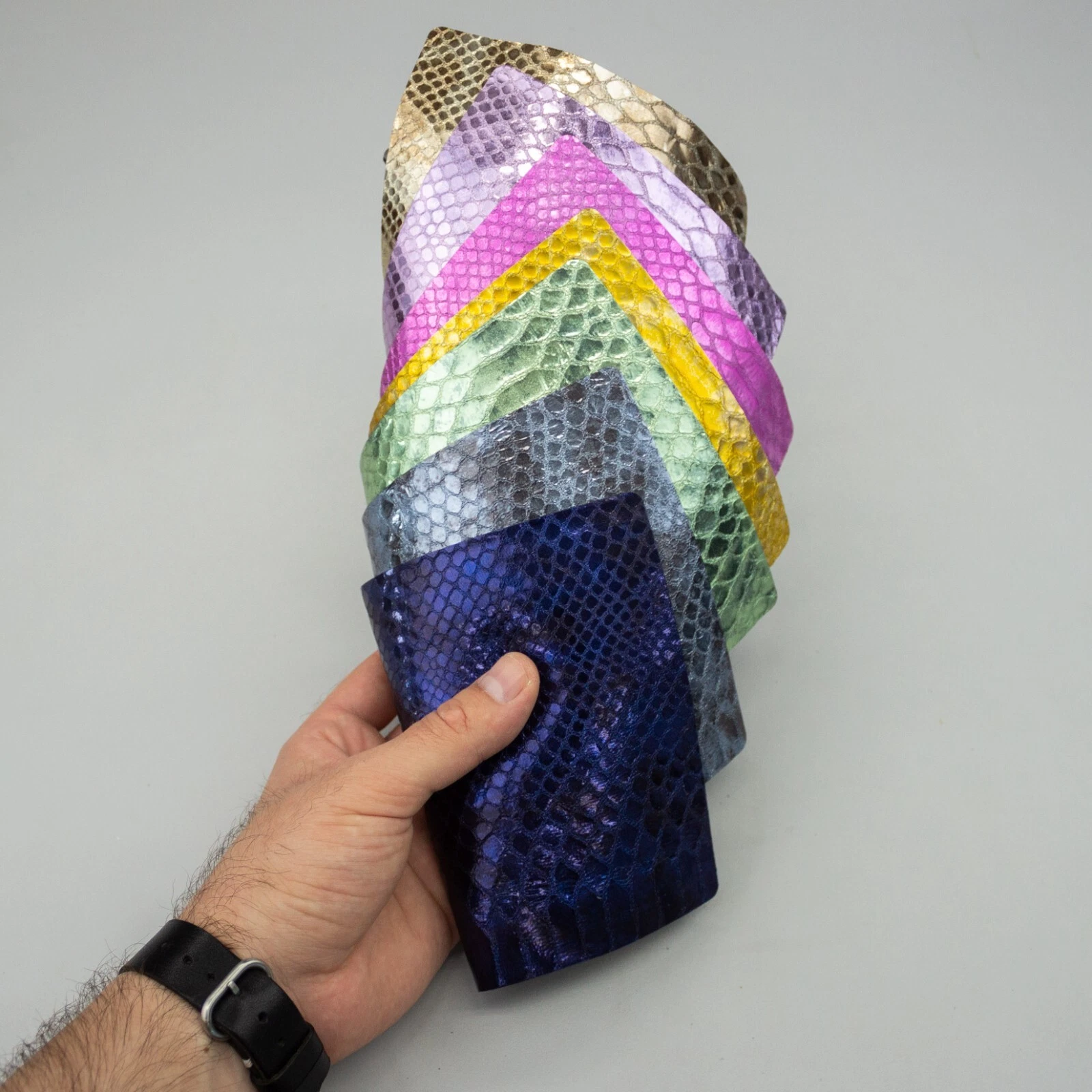 7pcs Leather scraps snake print metallic leather