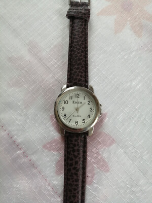 Armbanduhr Eiger Typ A226 Quartz Damen Herren mit Lederarmband