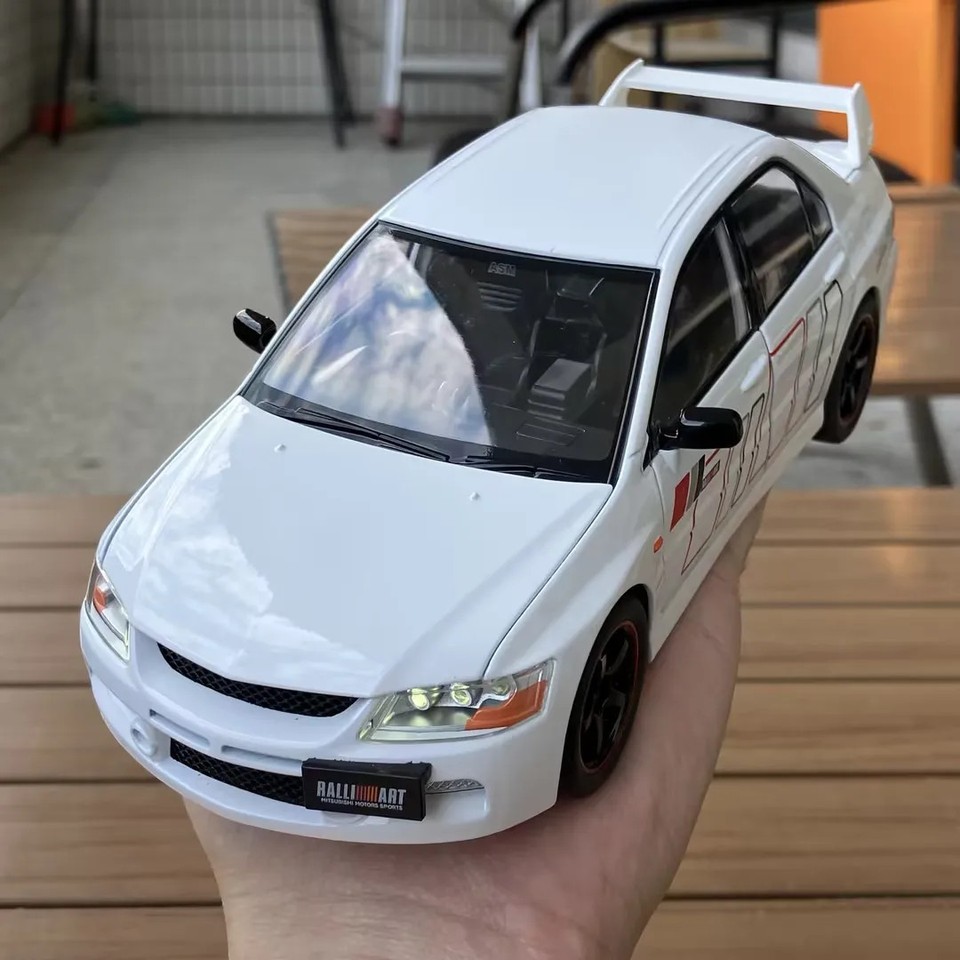 1:24 mitsubishi lancer evo9 jdm latte art diecast model car