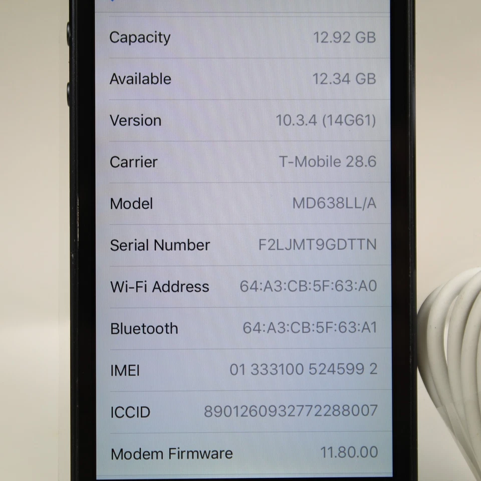 Vintage Apple iPhone 5 A1428 Unlocked Smartphone 4G LTE Black 16GB IOS 10.3.4 - Image 2 of 4