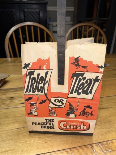 Very Early HALLOWEEN TRICK Or TREAT BAG Orange Crush Soda “ The Peaceful Drink”