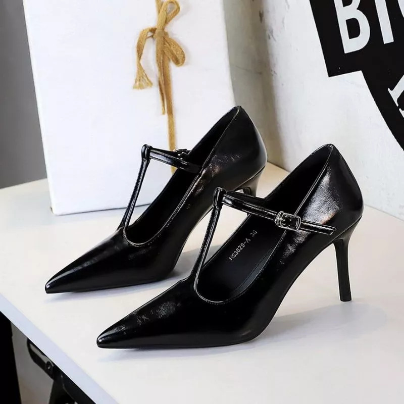 Calzado Formal Elegantes Charol Negra Con Cinturón Y Talón 8 CM Mujer Ceremonia