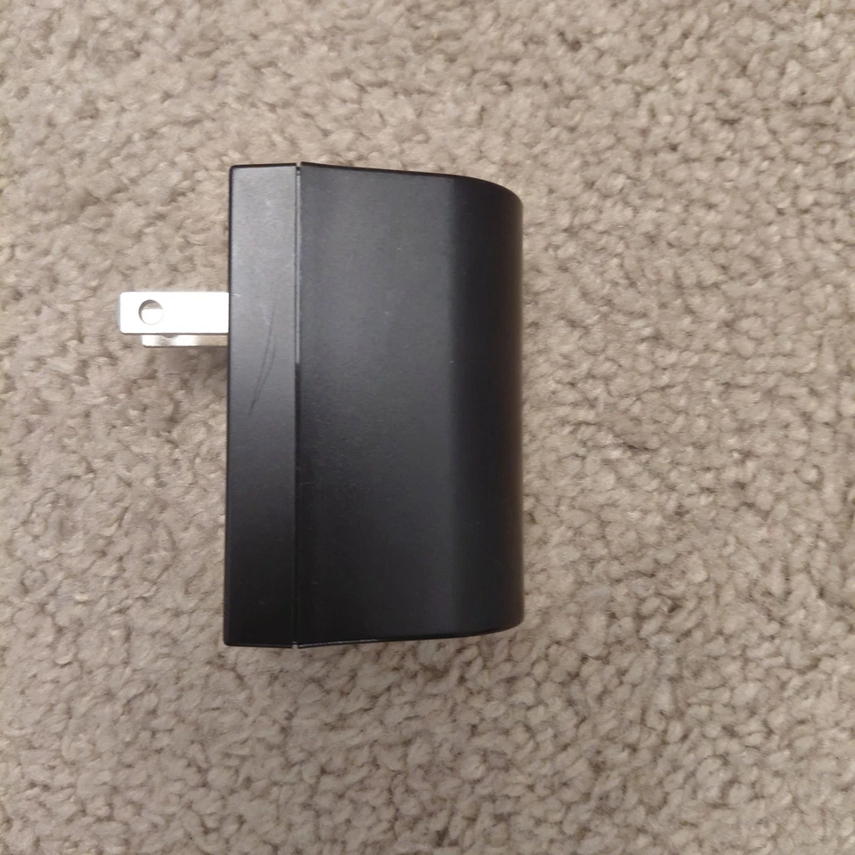 Genuine OEM Barnes & Noble BNRP5-1900 Nook AC Adapter Wall Charger USB Power - Image 2 of 4