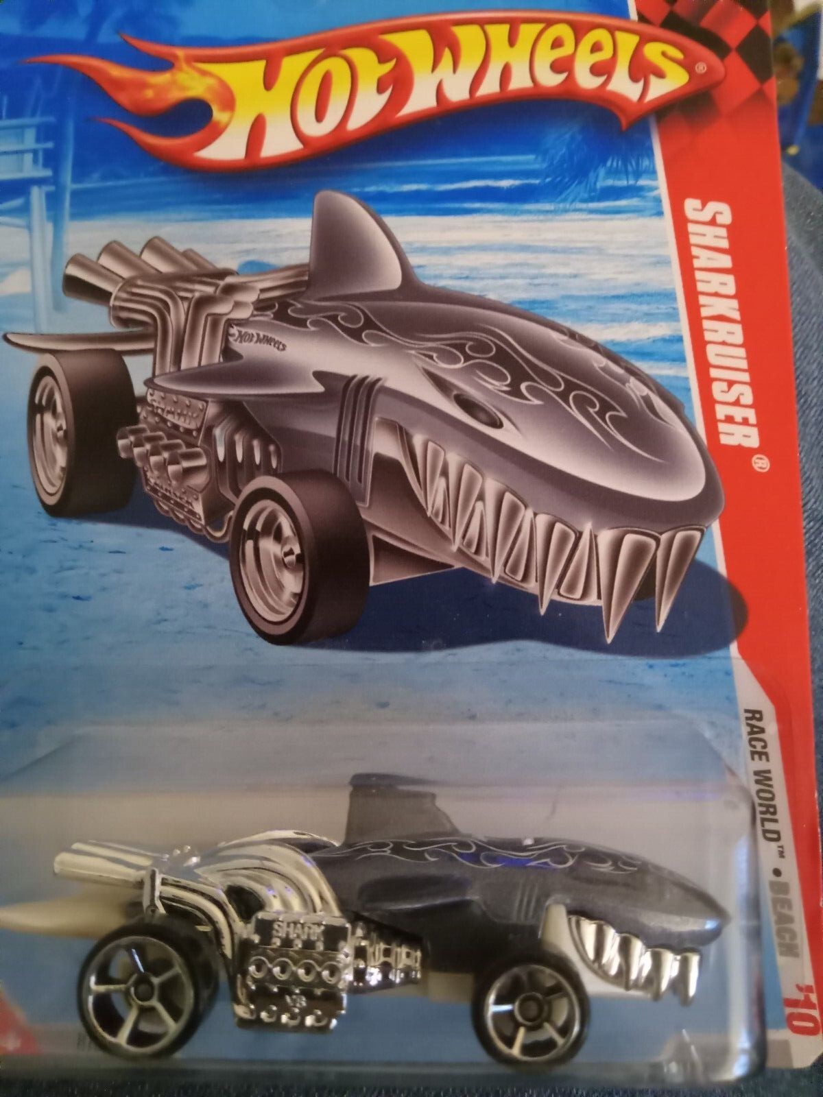 2010 Hot Wheels #179 Race World-Beach 3/4 SHARKRUISER Gray/White w/Chrome OH5 Sp