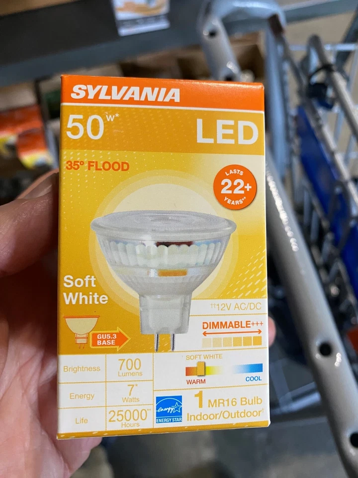 Sylvania 7W MR16 LED Bombillas 700 Lúmenes, Haz 35 Grados - 2700K, 80+ CRI Foto 4 de 4