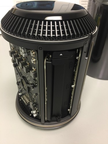 Apple Mac Pro A1481 Late 2013 !NO HHD NO MEMORY! AS IS For Parts or Repair - Picture 14 of 20