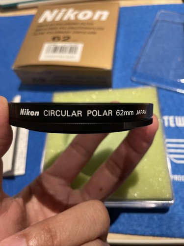New Nikon 62mm Circular Polarizer filter with plastic case & box. Made In Japan. - Picture 2 of 5