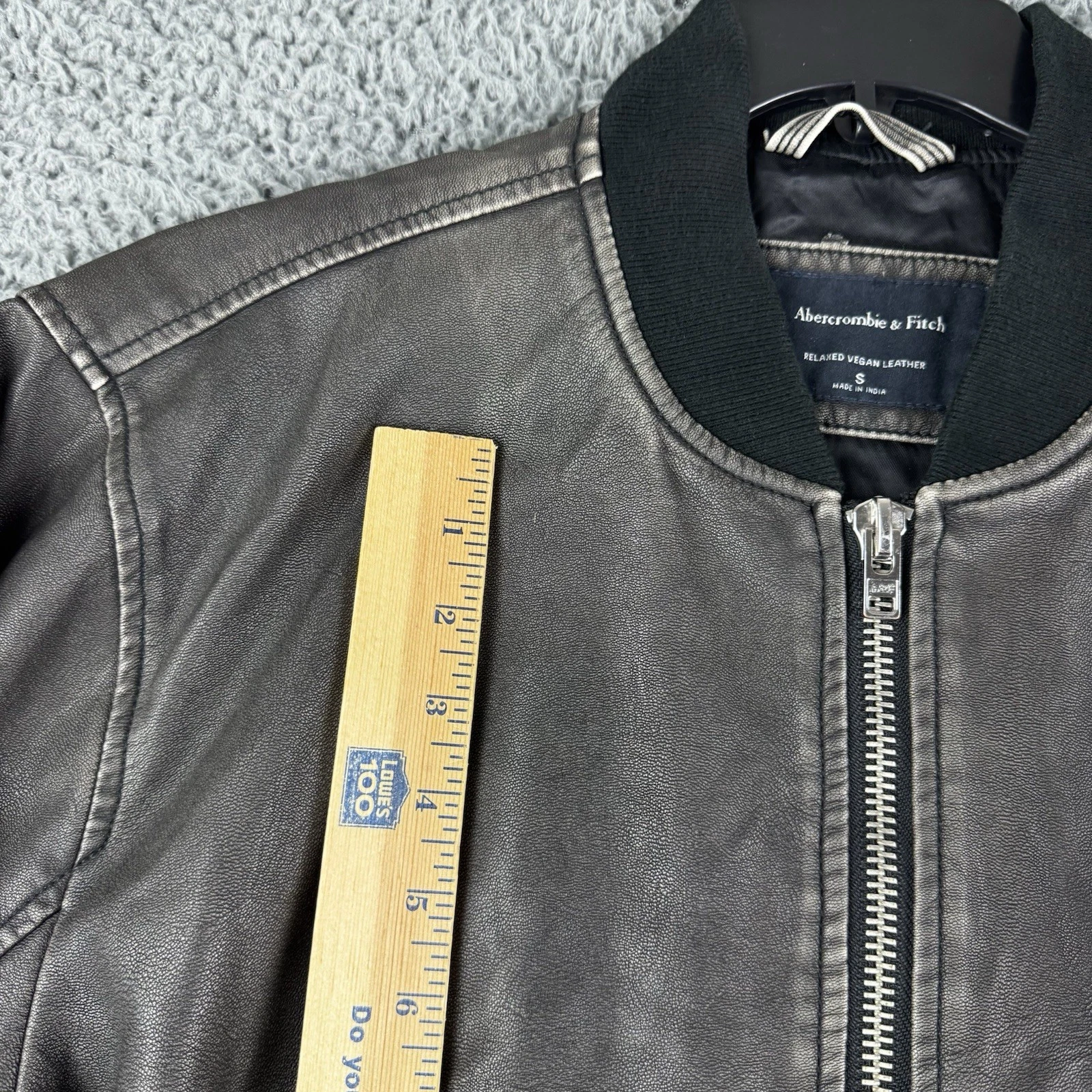Abercrombie & Fitch Jacket Mens Small Relaxed Vegan Leather Bomber Grey Full Zip - product detail image 5