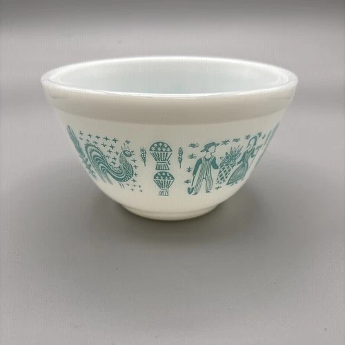 PYREX Amish Butterprint Mixing Bowl 401 Turquoise 1-1/2 Pint