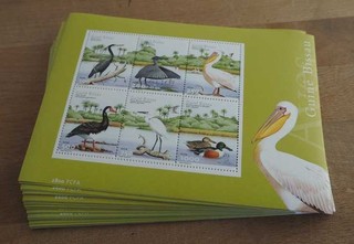 2001 Guinea Bissau; 100 Blocks Birds MNH Bl. 375 ME 1300