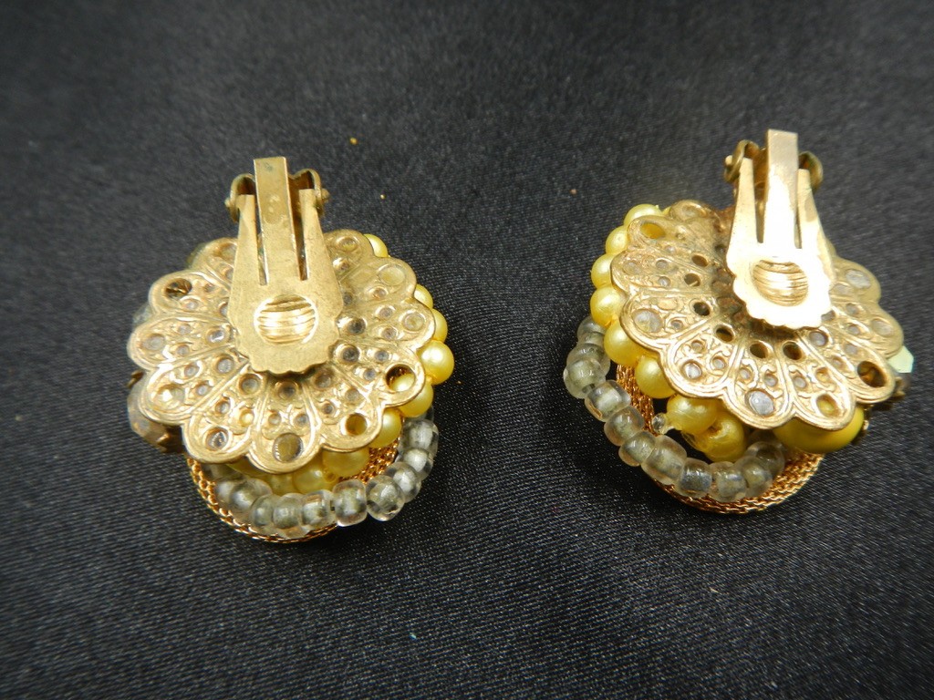 Unsigned Haskell Bracelet and Earrings - pearls, … - image 3