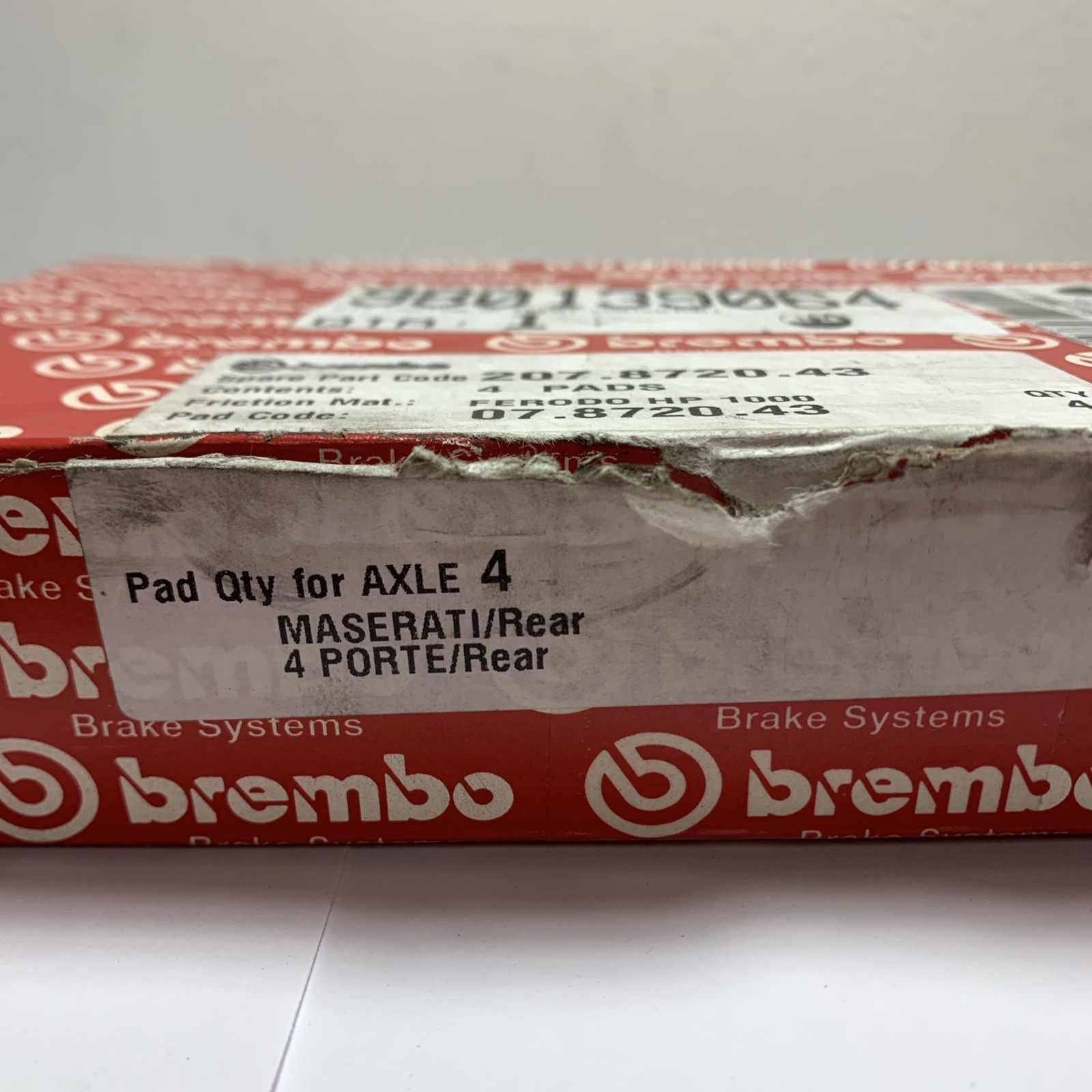 Maserati Quattroporte Rear Brake pads Set P/N 980139064