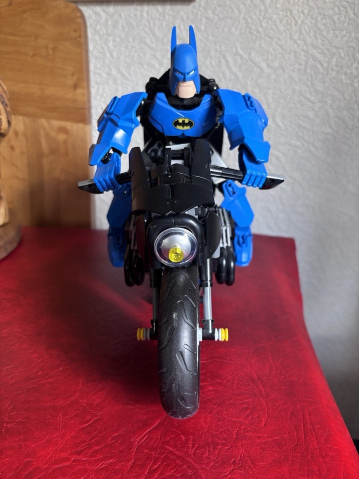 Lego Technic 42155 The Batman Cycle And 4526 Batman Figure | eBay UK