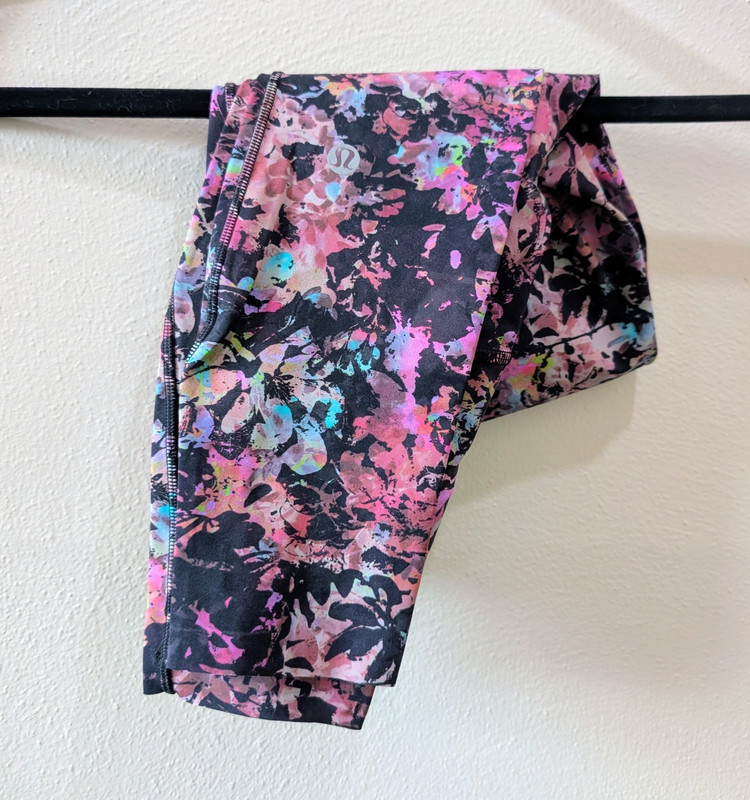 Lululemon Athletica Base Pace High-Rise Tight 25"  Floral Multicolor *Size 0