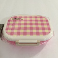 Bento Box 1 Tier Oval Pink Plaid Deli Style - 6" x 4" x 2"