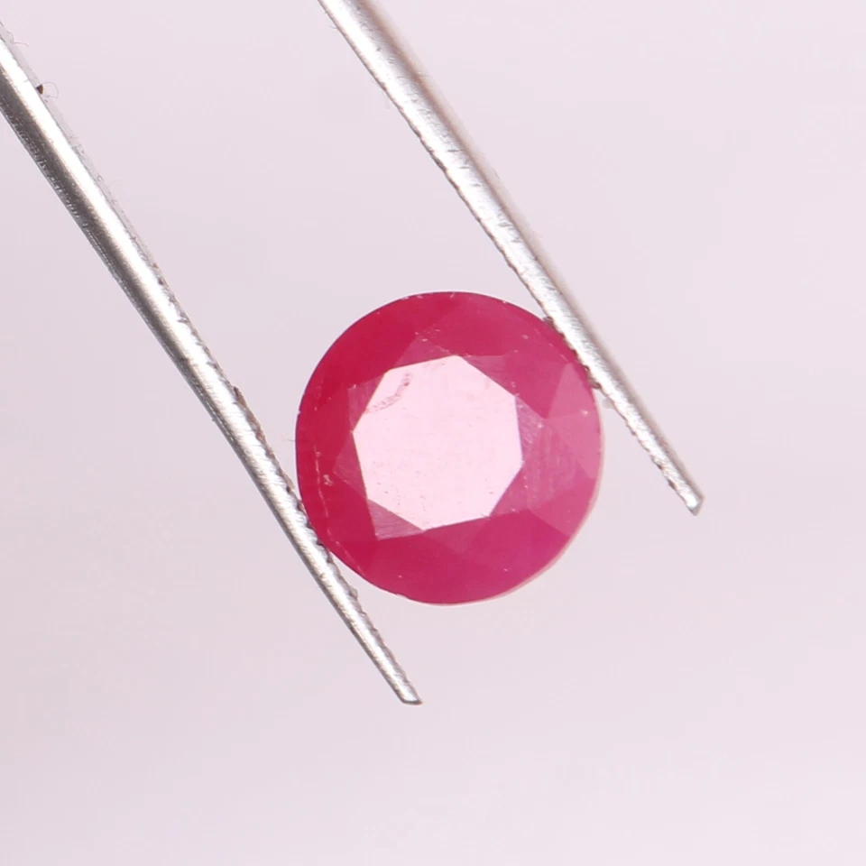 Certified Natural Unheated Untreated Mozambique Ruby Round4.40 ct Loose Gemstone - Image 2 of 4