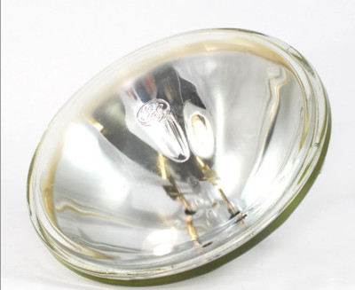 GE 24859 (4580) Aircraft Sealed Beam Aviation Lightbulb PAR46 450 watts 28v