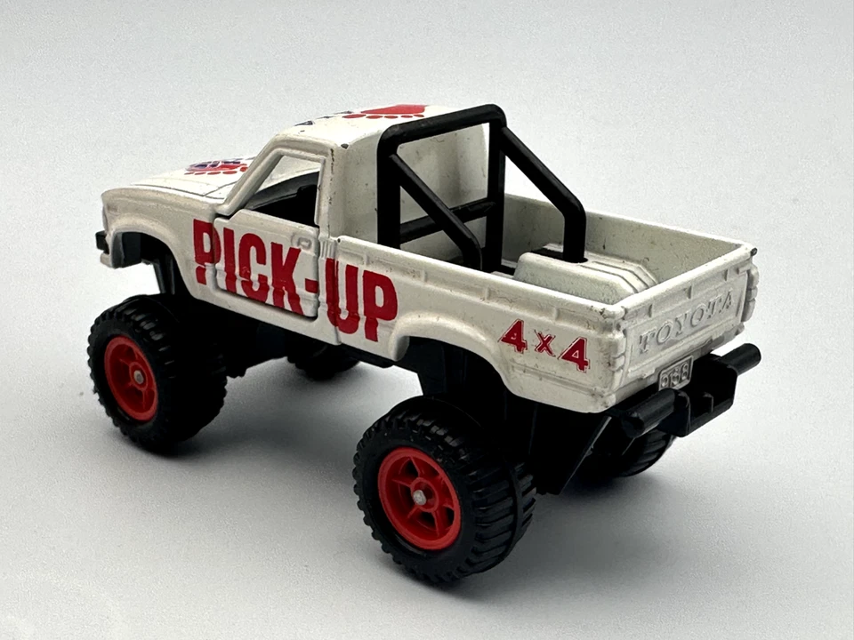 Tomica Tomy Big Foot #3 Toyota Hilux Pickup Truck, White, 1:64, Excellent - Image 4 of 4