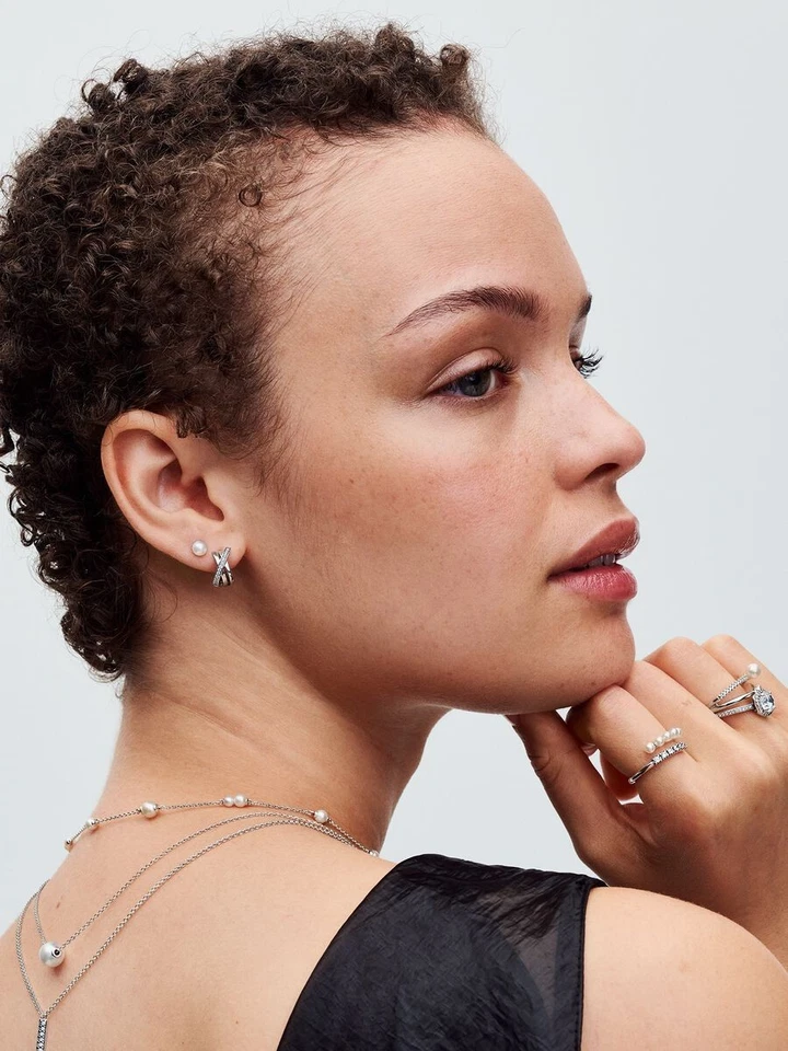 Pandora Orecchini Perle d’Acqua Dolce Coltivate Piccole Argento Sterling 925 - Immagine 2 di 4