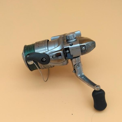 Shimano Aernos 2500 Spinning Reel – Silver – Used, Good Condition - Picture 3 of 3