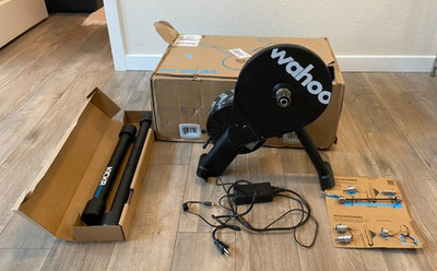 Wahoo KICKR Core Smart Indoor Bike Trainer Base Bluetooth Connectivity D G3D