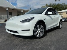 2024 Tesla Model Y MODEL Y LONG RANGE 1 OWNER CLEAN FSD