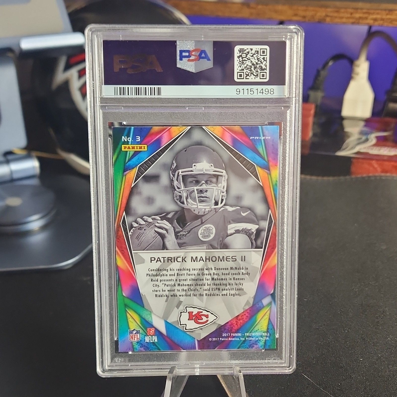 2017 Rookie Illumination Patrick Mahomes II Chiefs Silver Prizm #3 PSA 9 view 3