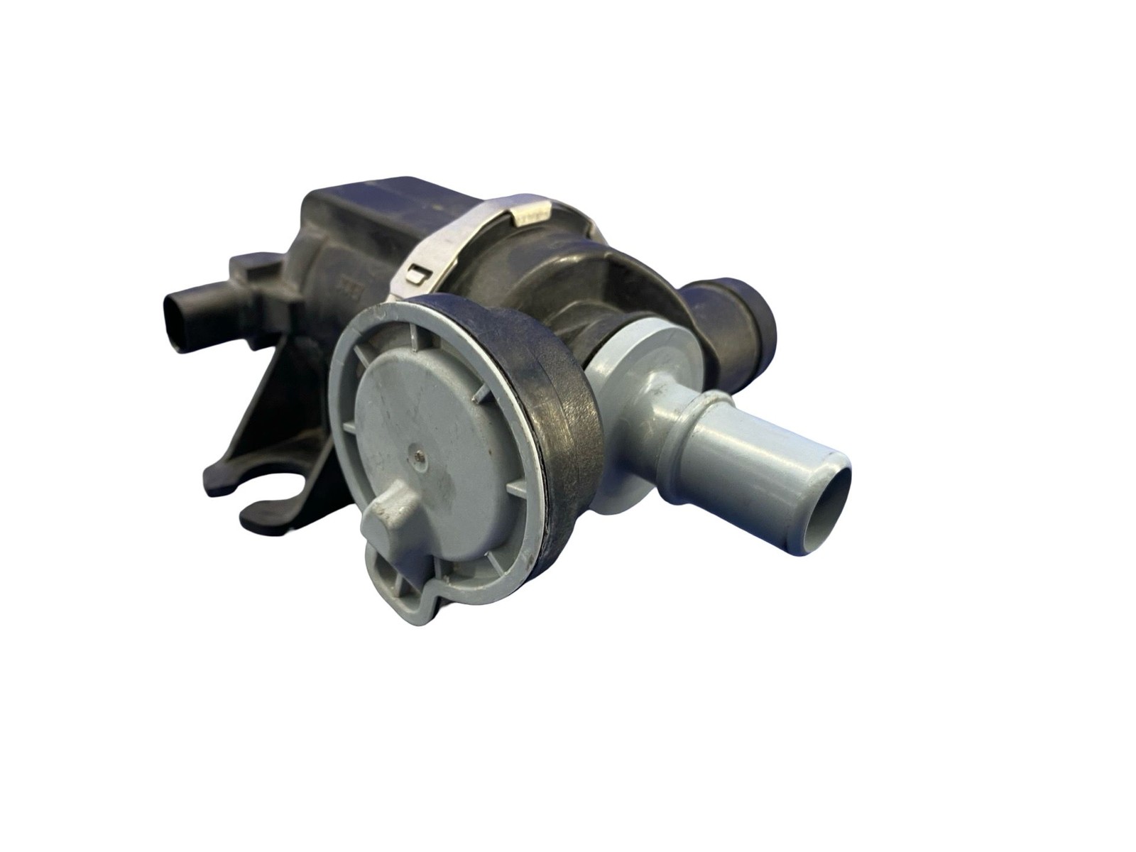2014 - 2020 Bmw I8 Oem Fuel Gas Vapor Canister Leak Detection Pump 7303949