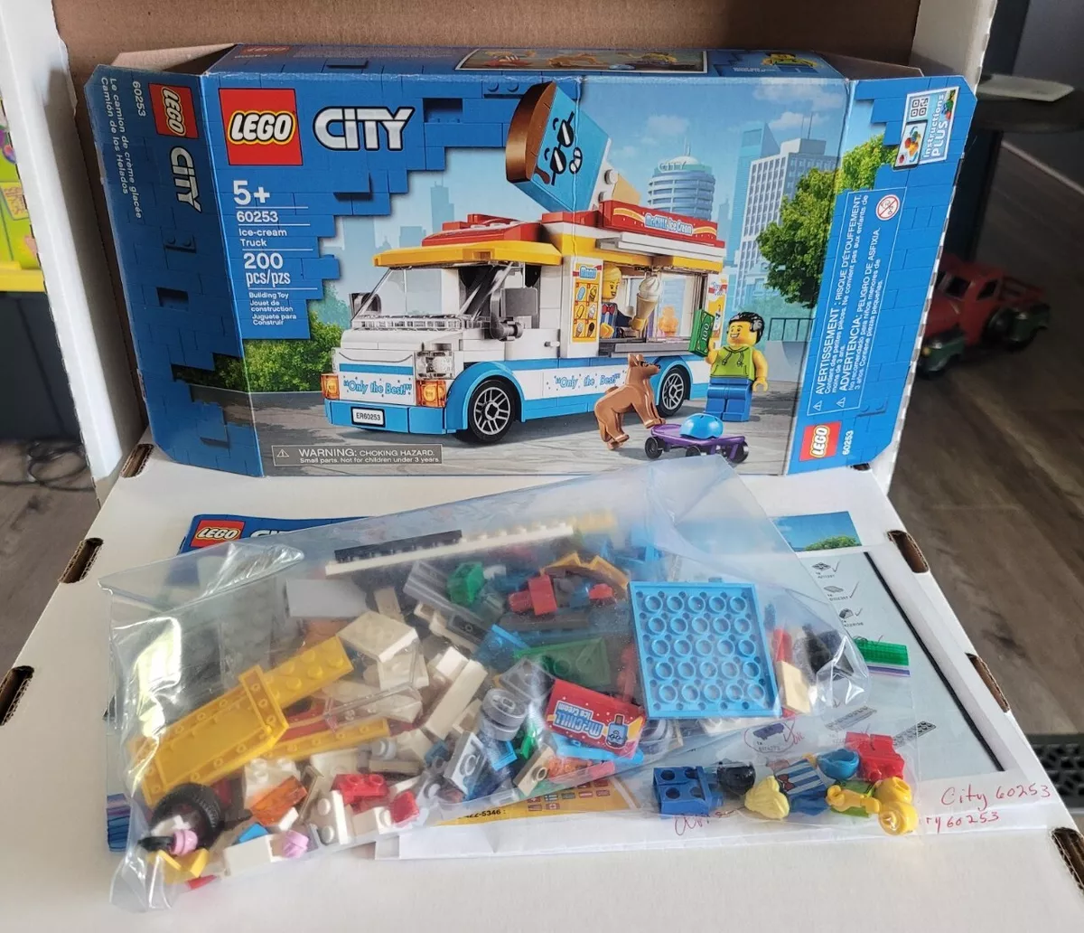 Lego ice online cream truck 60253