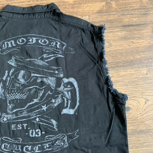Harley Davidson Black Skull & Flames Button Up Sleeveless Shirt Vest Size M Fray - Picture 11 of 14