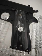 Colt black pearl 1911 grip silver metal medallion Government Commander full size