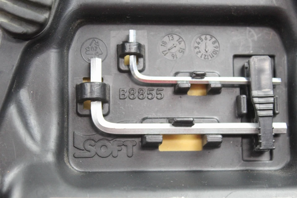 Sillín asiento delantero MV Agusta Dragster 800 RR 15-16 OEM ¡BONITO! 8000B8855 Foto 2 de 4