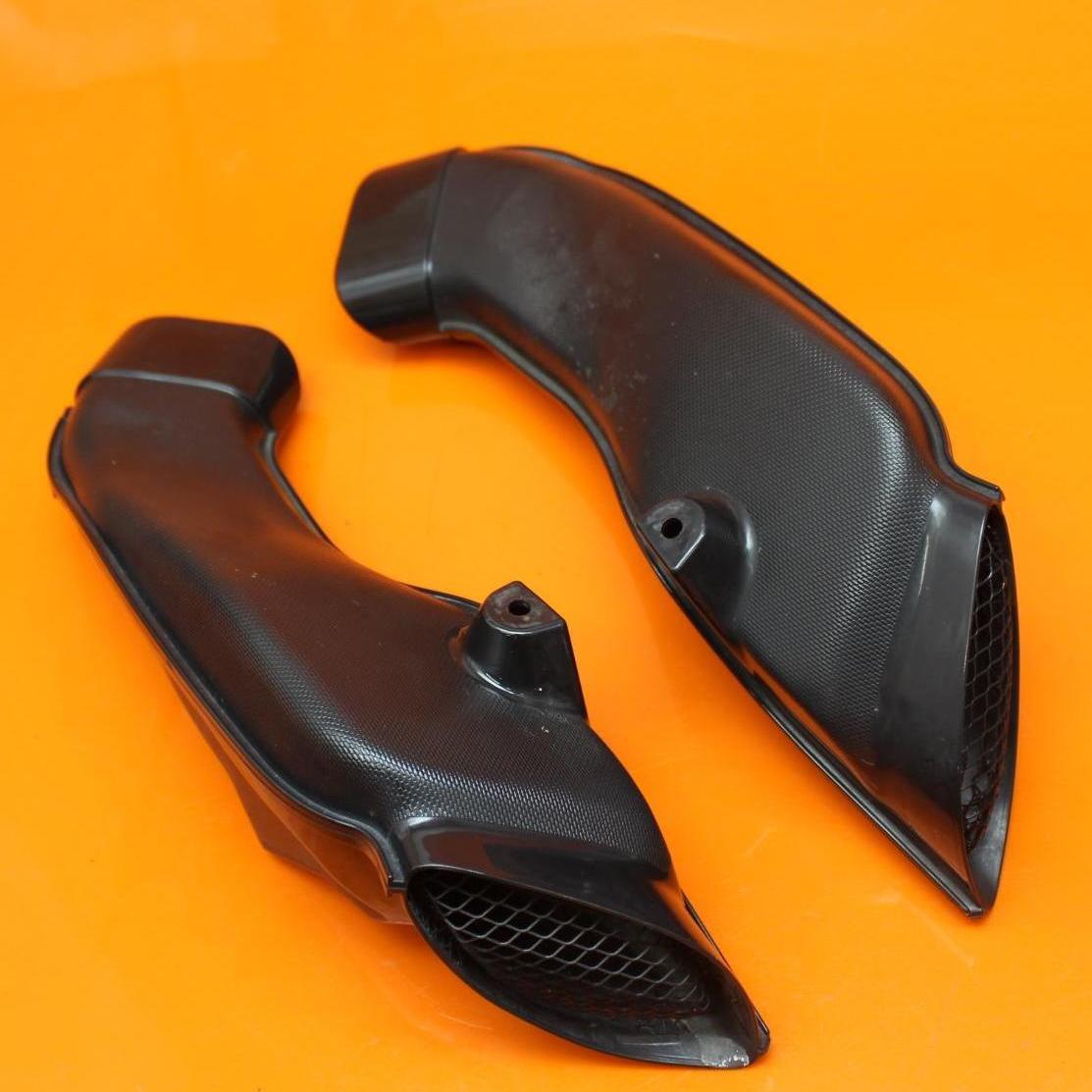 とは 2003 2004 SUZUKI GSXR1000 RIGHT LEFT AIR INTAKE DUCTS 94402